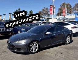 2015 Tesla model s 90D Sedan 4D