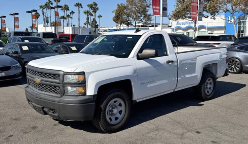 
								2015 Chevrolet silverado 1500 regular cab full									