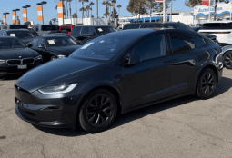 2024 Tesla model x Long Range Sport Utility 4D