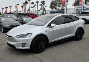 2018 Tesla model x 75D Sport Utility 4D