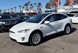 2019 Tesla model x Standard Range Sport Utility 4D
