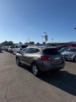 
										2012 Nissan rogue full									