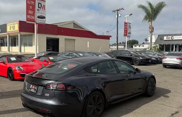 
								2024 Tesla model s Plaid Sedan 4D full									