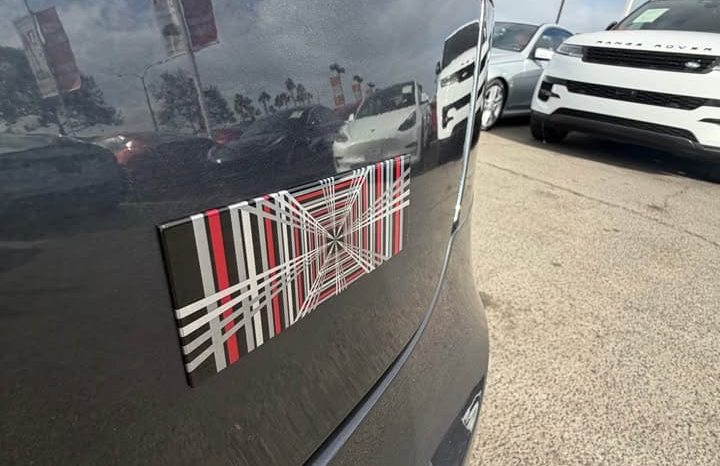 
								2024 Tesla model s Plaid Sedan 4D full									