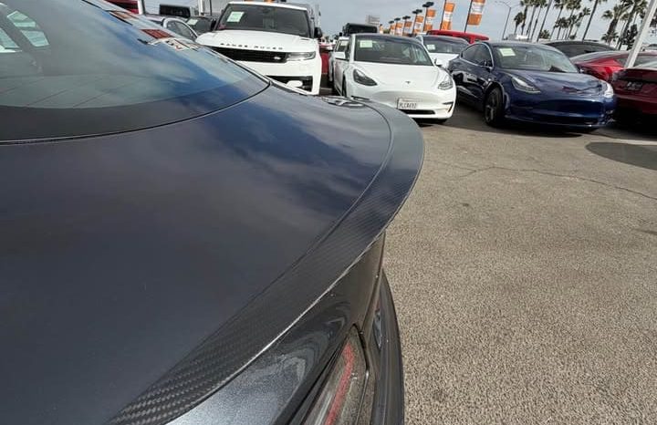 
								2024 Tesla model s Plaid Sedan 4D full									
