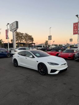 
										2026 Tesla model s Plaid Sedan 4D full									