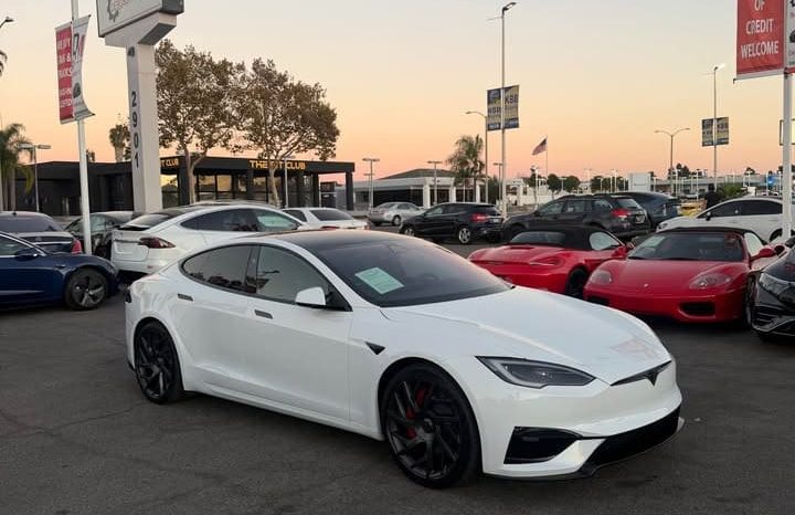 
								2026 Tesla model s Plaid Sedan 4D full									