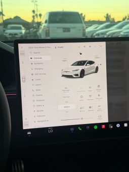 
										2026 Tesla model s Plaid Sedan 4D full									