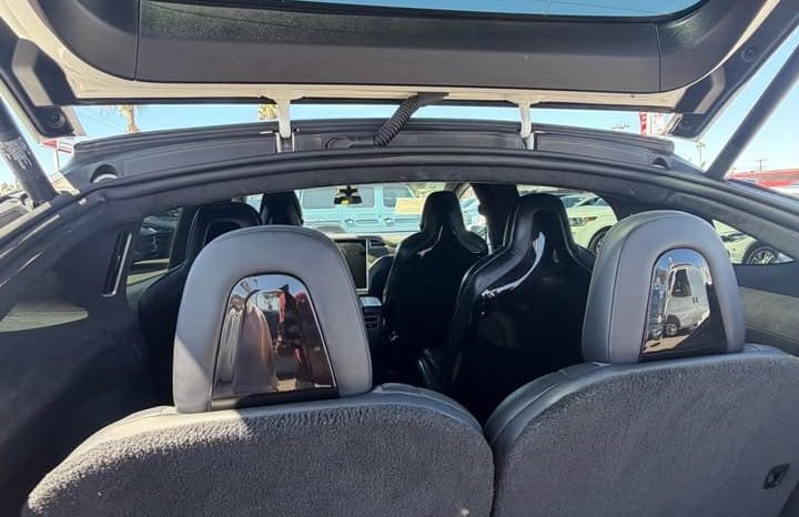 
								2017 Tesla model x 90D Sport Utility 4D full									