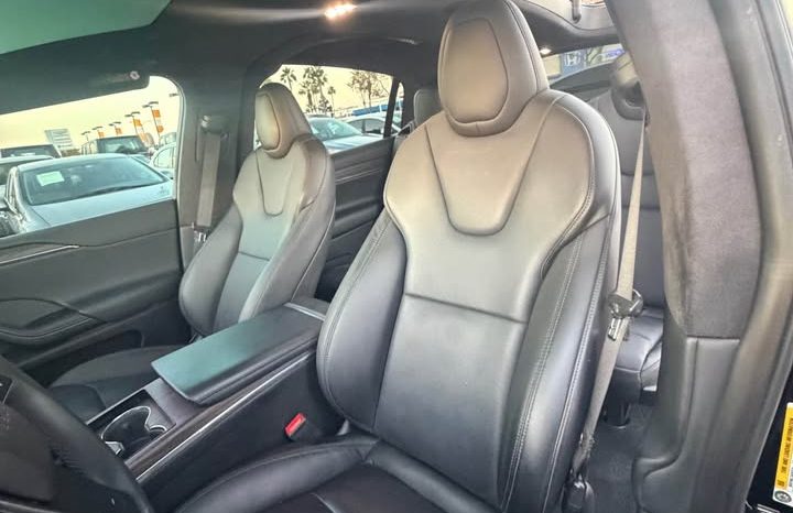 
								2022 Tesla model x Long Range Sport Utility 4D full									