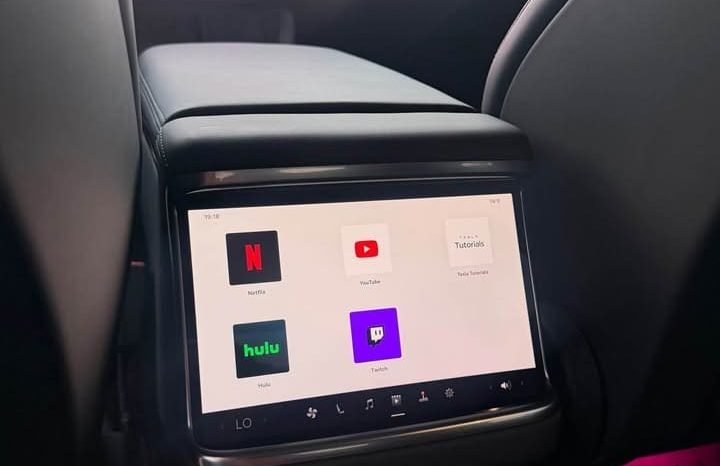 
								2026 Tesla model s Plaid Sedan 4D full									