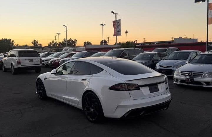 
								2026 Tesla model s Plaid Sedan 4D full									