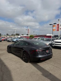 
										2024 Tesla model s Plaid Sedan 4D full									