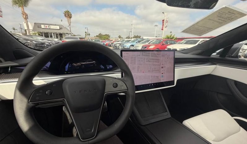
								2024 Tesla model s Plaid Sedan 4D full									