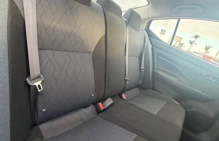 
								2025 Nissan versa full									