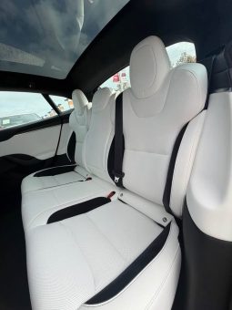 
										2024 Tesla model s Plaid Sedan 4D full									
