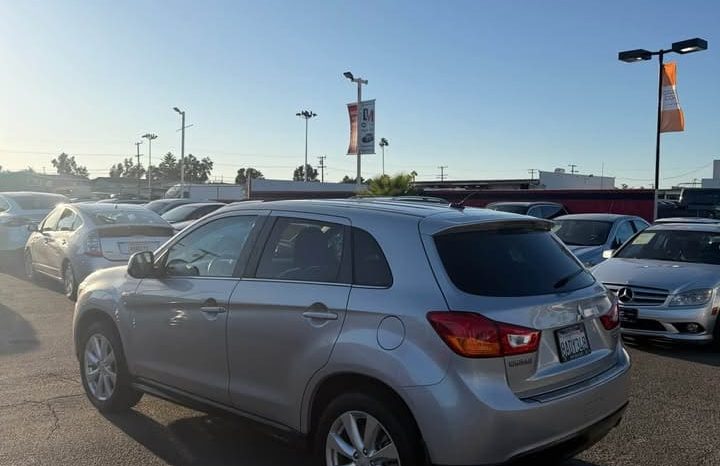 
								2013 Mitsubishi outlander full									