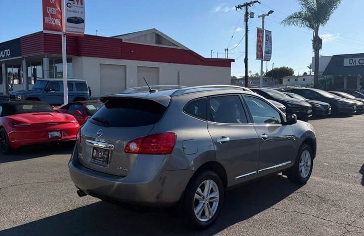 
								2012 Nissan rogue full									