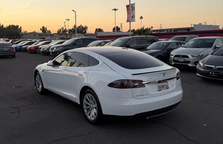 
								2016 Tesla model s 90D Sedan 4D full									