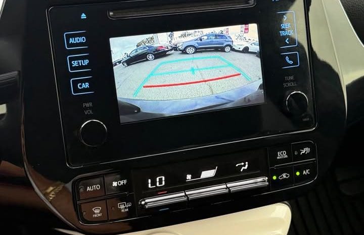
								2018 Toyota prius full									