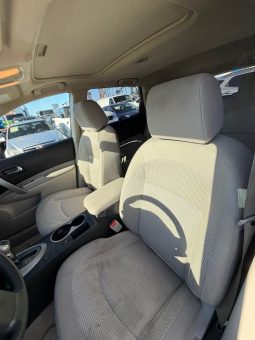 
										2012 Nissan rogue full									