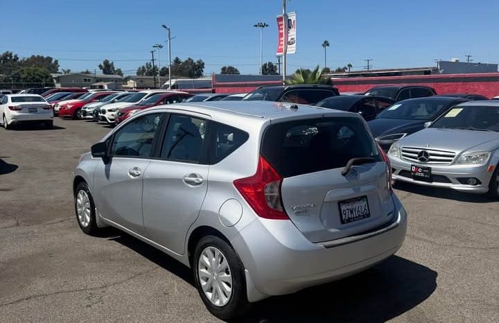
								2015 Nissan versa note full									