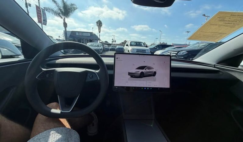 
								2025 Tesla model 3 Long Range Sedan 4D full									