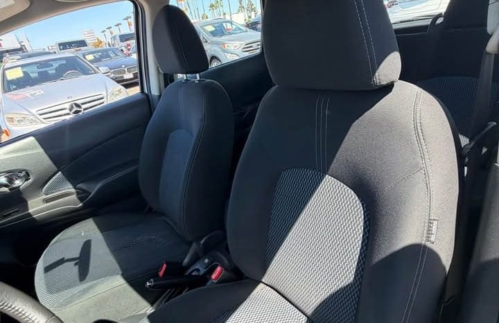 
								2015 Nissan versa note full									