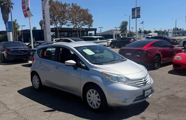 
								2015 Nissan versa note full									