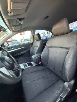 
										2011 Subaru legacy full									