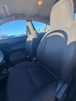 
										2017 Nissan versa full									