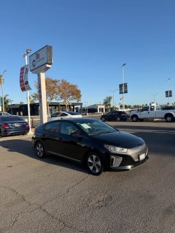 
										2017 Hyundai Ioniq Electric full									