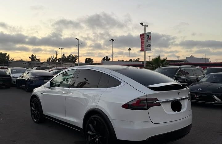 
								2019 Tesla model x Long Range Sport Utility 4D full									