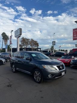 
										2013 Nissan pathfinder full									