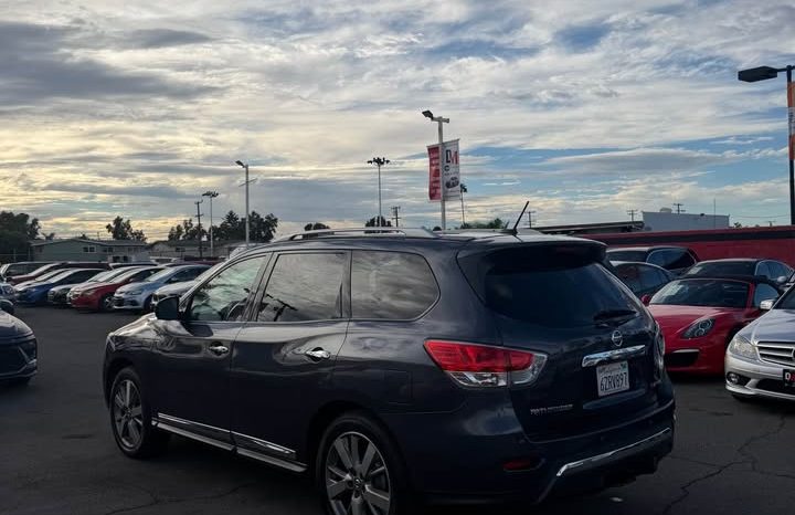 
								2013 Nissan pathfinder full									