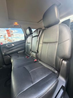 
										2013 Nissan pathfinder full									