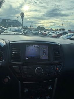 
										2013 Nissan pathfinder full									