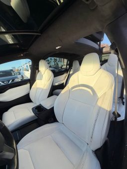 
										2018 Tesla model x 75D Sport Utility 4D full									