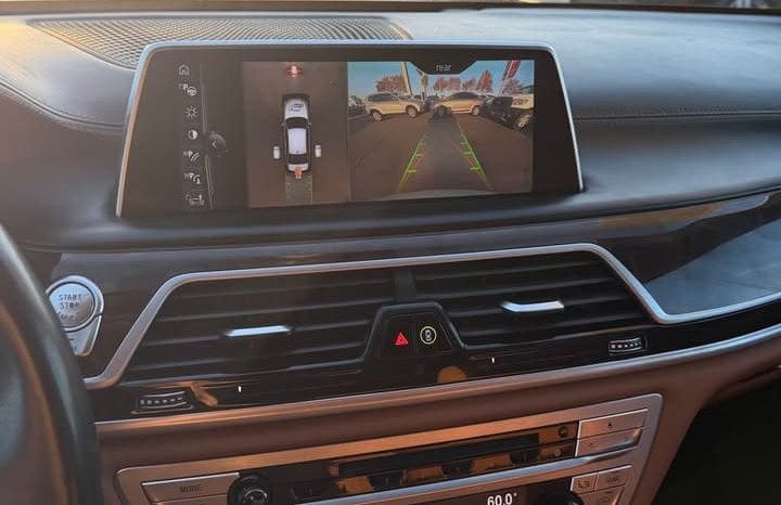 
								2017 BMW 7 series 740i Sedan 4D full									