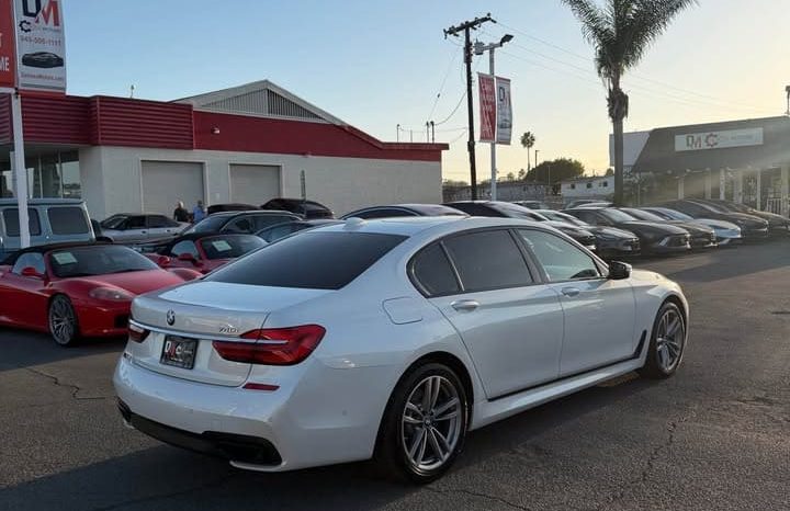 
								2017 BMW 7 series 740i Sedan 4D full									