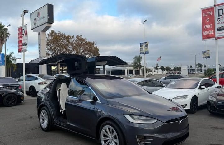 
								2020 Tesla model x Long Range Plus Sport Utility 4D full									