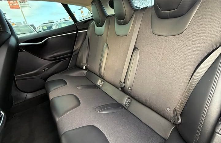 
								2016 Tesla model s 70 Sedan 4D full									
