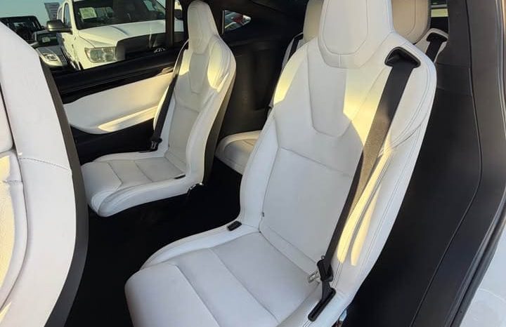 
								2018 Tesla model x 75D Sport Utility 4D full									