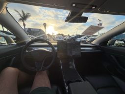 
										2019 Tesla model 3 Standard Range Plus Sedan 4D full									
