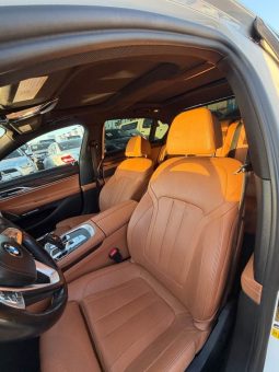 
										2017 BMW 7 series 740i Sedan 4D full									