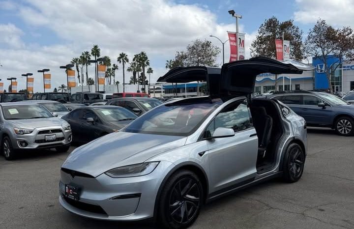 
								2026 Tesla Model X Long Range Sport Utility 4D full									
