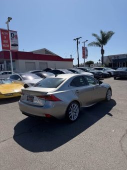 
										2017 Lexus is 200T F Sport full									