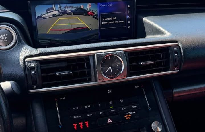
								2017 Lexus is 200T F Sport full									