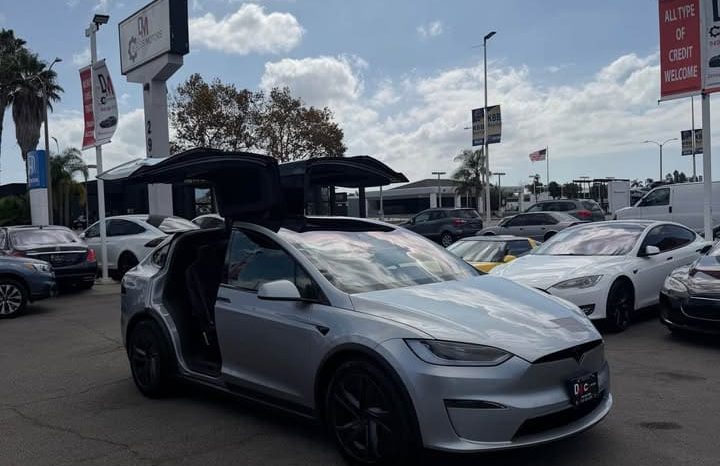 
								2026 Tesla Model X Long Range Sport Utility 4D full									