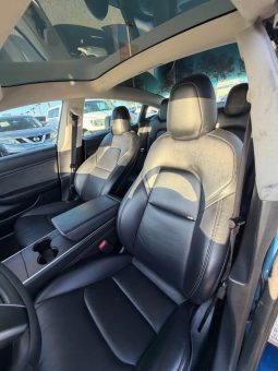 
										2020 Tesla model 3 Standard Range Plus Sedan 4D full									